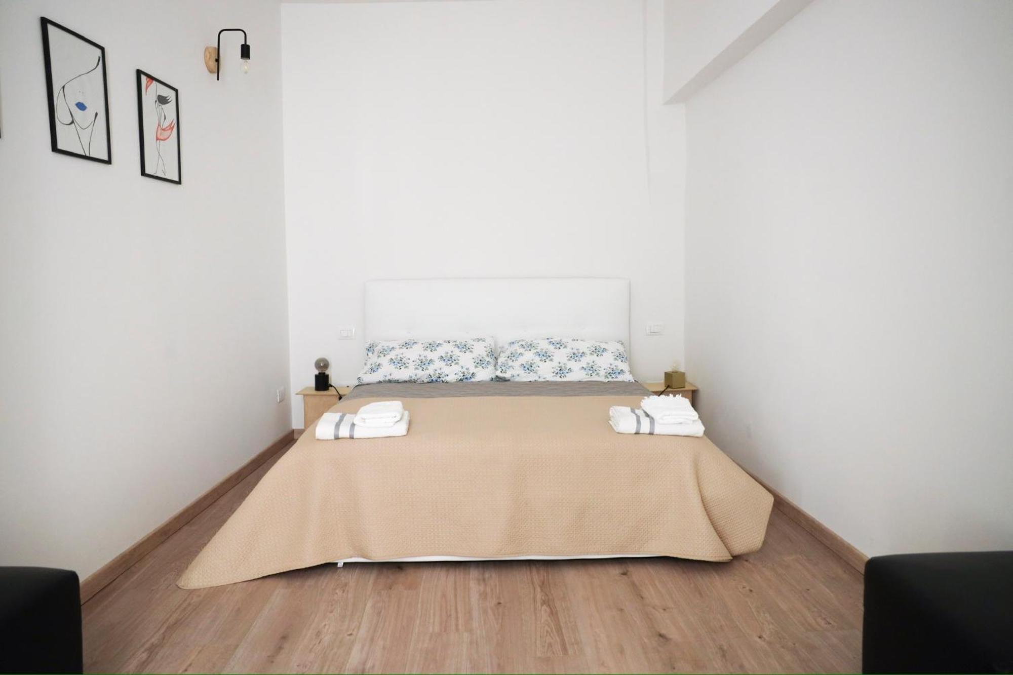 Urban Corner House Appartement Bologna Buitenkant foto